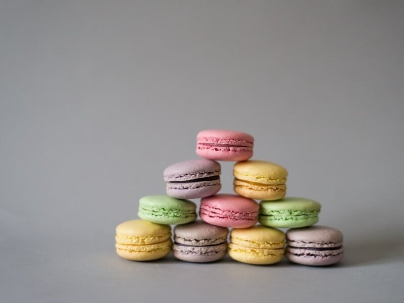 macaron making